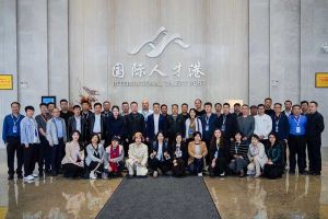 陕西省工业和信息化厅一行领导莅临问鼎官方网站/app/ios/安卓/在线/注册集团考察参观